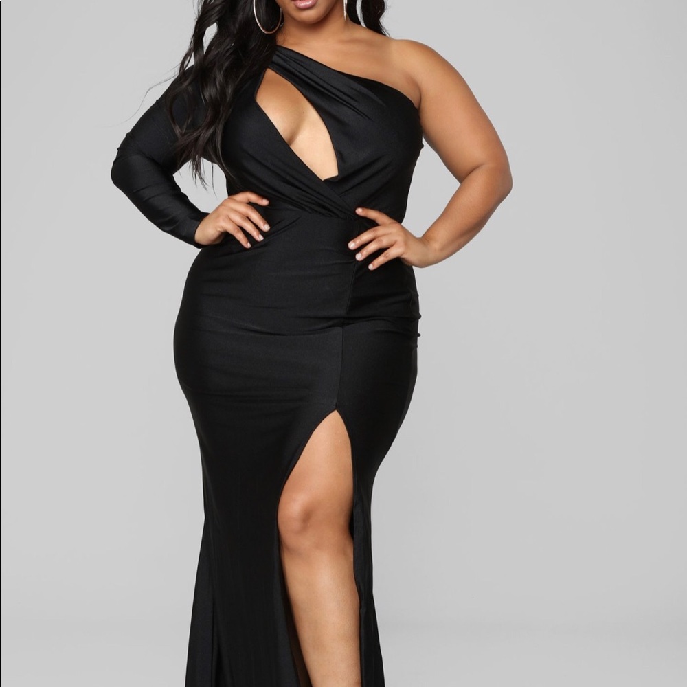 Congeniality Dress - Black